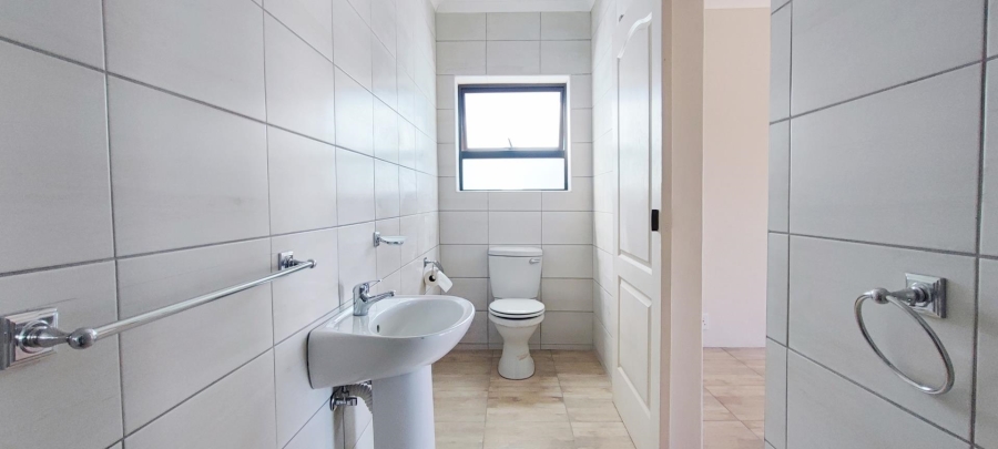 2 Bedroom Property for Sale in Franskraal Western Cape